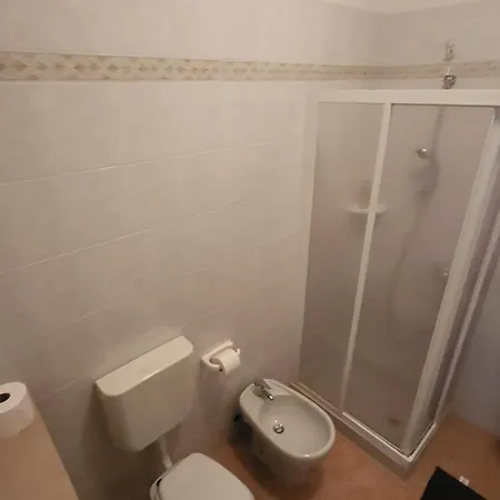 Josefine Front - Adults Only 3* ברנצונה סול גארדה