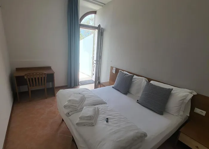 Josefine Front - Adults Only 브렌조네 술 가르다